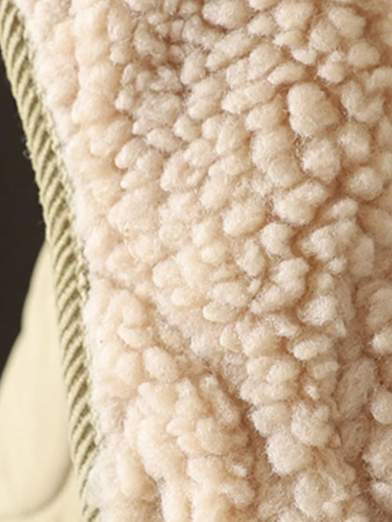 9643a752-1461-4914-8aae-4c8d1b60d3c7-Max-Origin